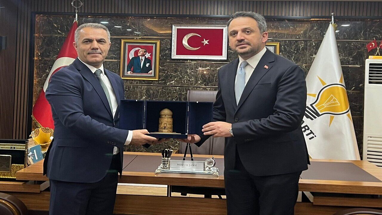 Bakan Yardımcısı Eminoğlu’ndan AK Parti Batman Teşkilatına Ziyaret