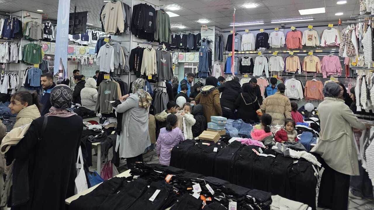 Yesevi Hareketinden 160 Cocuga Bayram Hediyesi 1