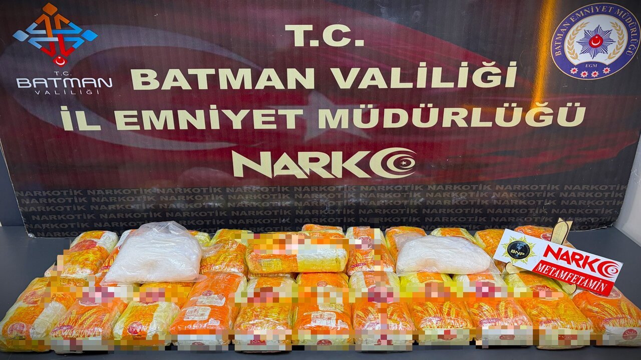 Batman’da Araç Tabanına Zulalanmış 24 Kilo Metamfetamin Ele Geçirildi
