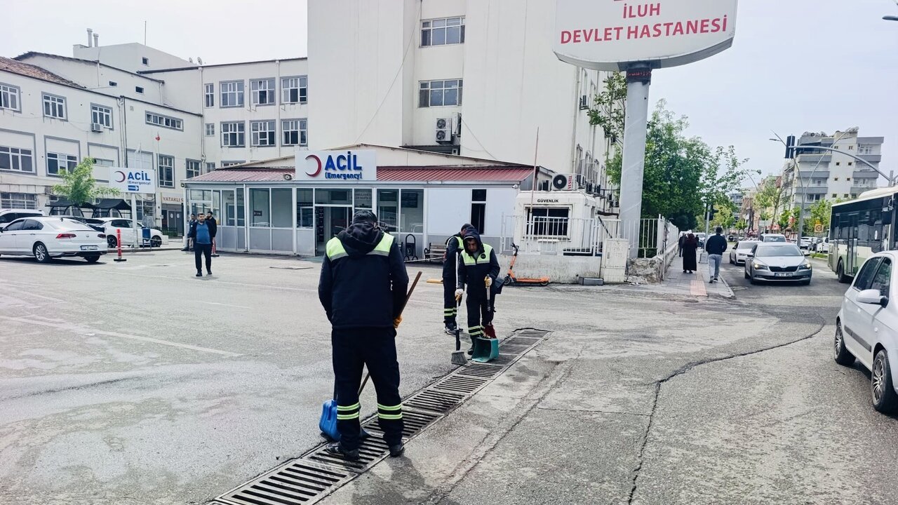 Batman Belediyesinden Saganak Oncesi 21 Noktada Yogun Calisma 2