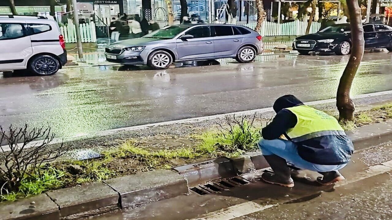 Batman’da Belediye Ekipleri Sel Riskine Karşı Sahada