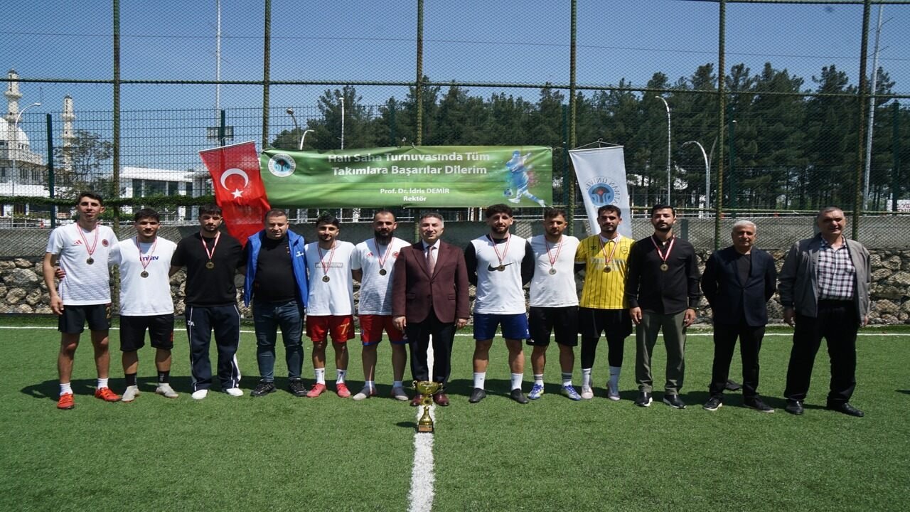 Batman Universitesinde Sampiyon Belli Oldu 1