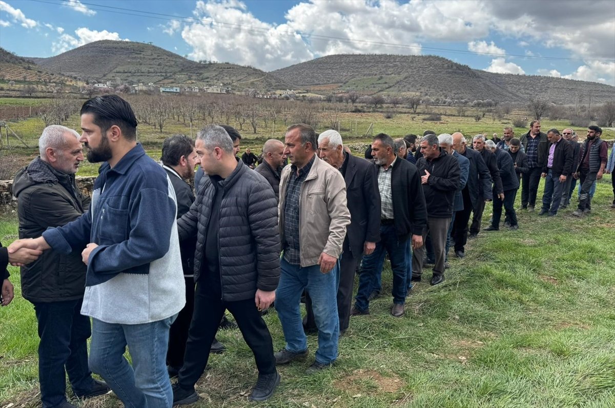 Batman'da Öldürülen Anne ve Oğul Yan Yana Defnedildi