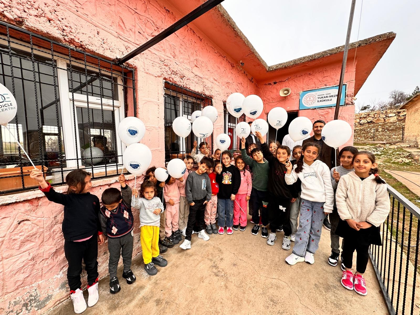 Dicle Elektrik’ten Eğitime Gönüllü Destek