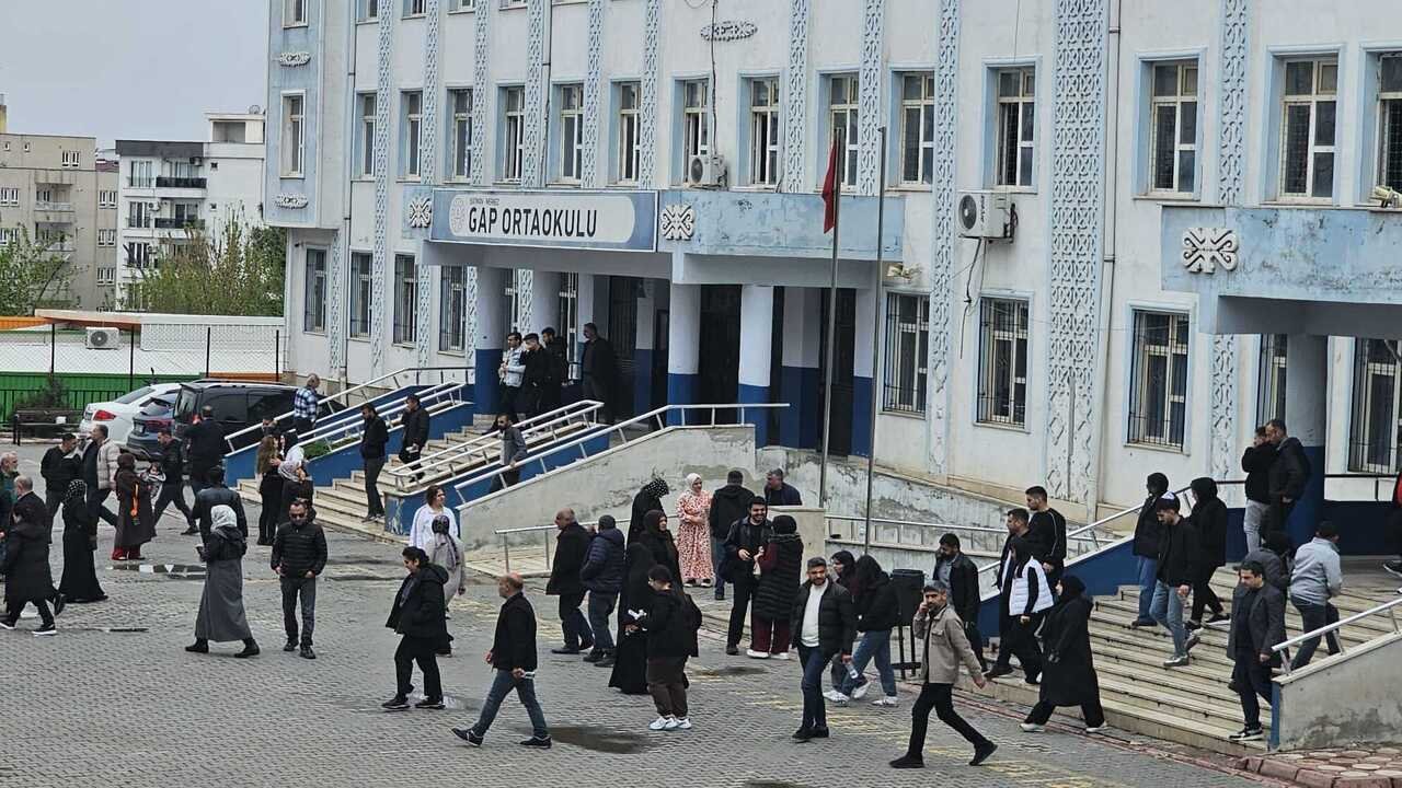 Batman Dahil 81 İlde EKPSS Heyecanı: 115 Bin Aday Geleceği İçin Ter Döktü