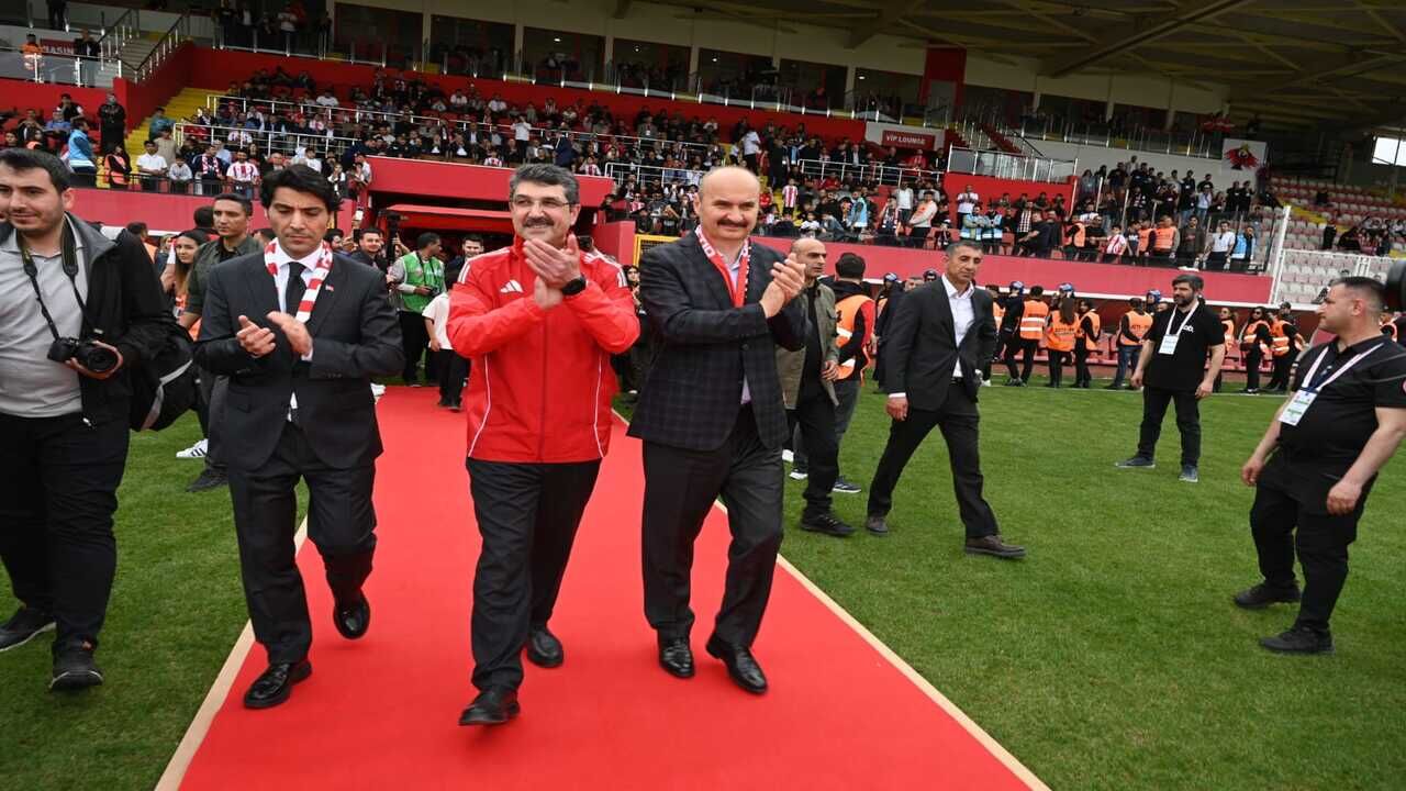 Milletvekili Ferhat Nasıroğlu’ndan Batman’a Çağrı: Şampiyonluk Kutlamasında Buluşalım