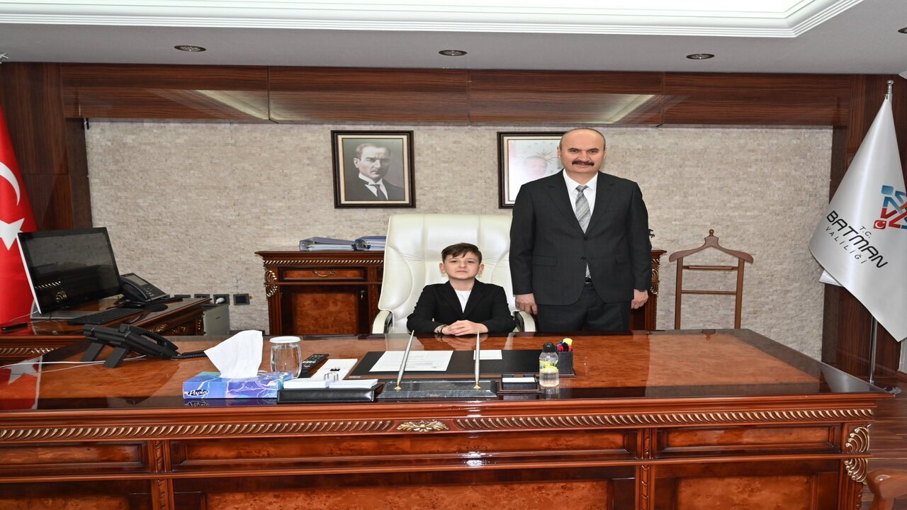 Batman 23 Nisan Coşkusuyla Yankılandı: Atatürk Parkı’nda Görkemli Kutlama