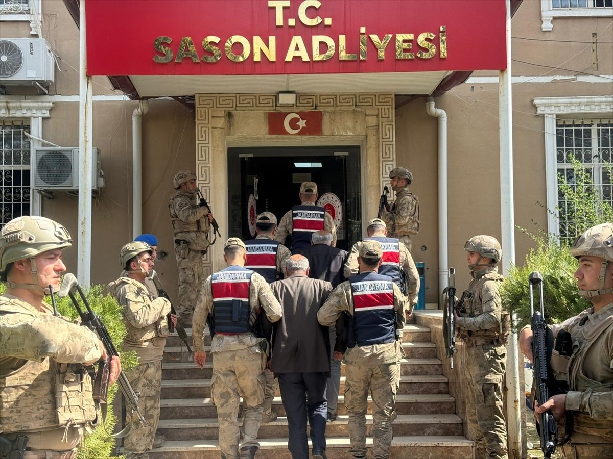 Sason’da Jandarmadan Kaçak Silah Operasyonu: 2 Kişi Tutuklandı