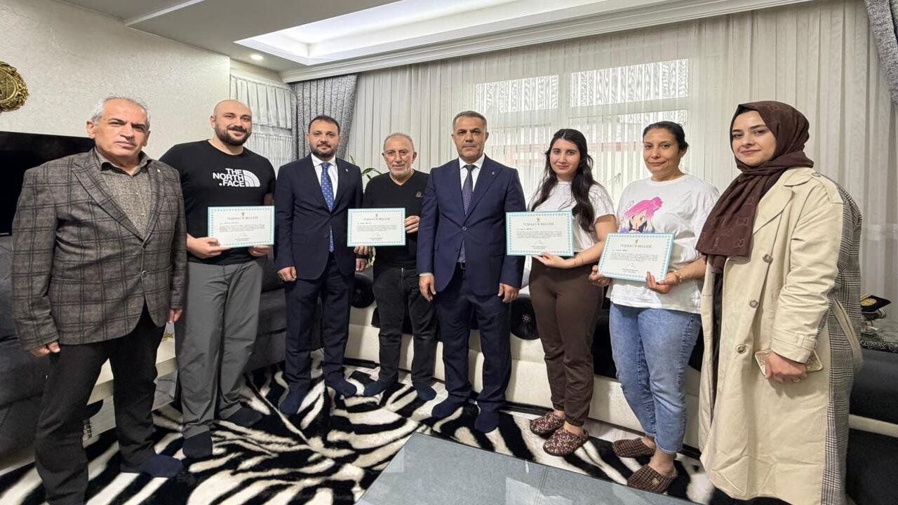 AK Parti Batman İl Başkanı Şansi'den Kültür Mahallesi’nde Üye Ziyareti