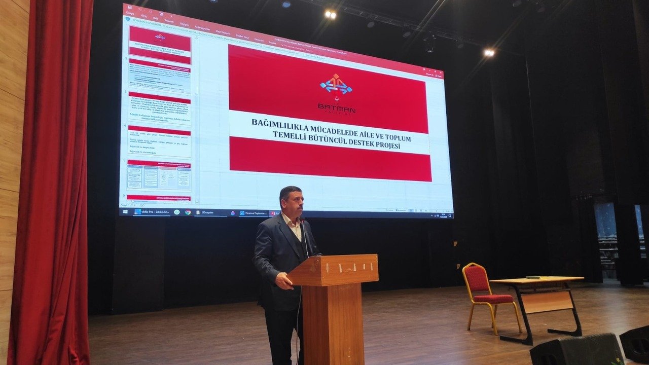 Batman İl Müftülüğü’nden Bağımlılıkla Mücadele Zirvesi