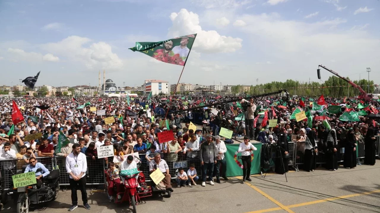 Batman’da Mevlid-i Nebi Heyecanı: Yüz Binler Aynı Meydanda Buluşacak