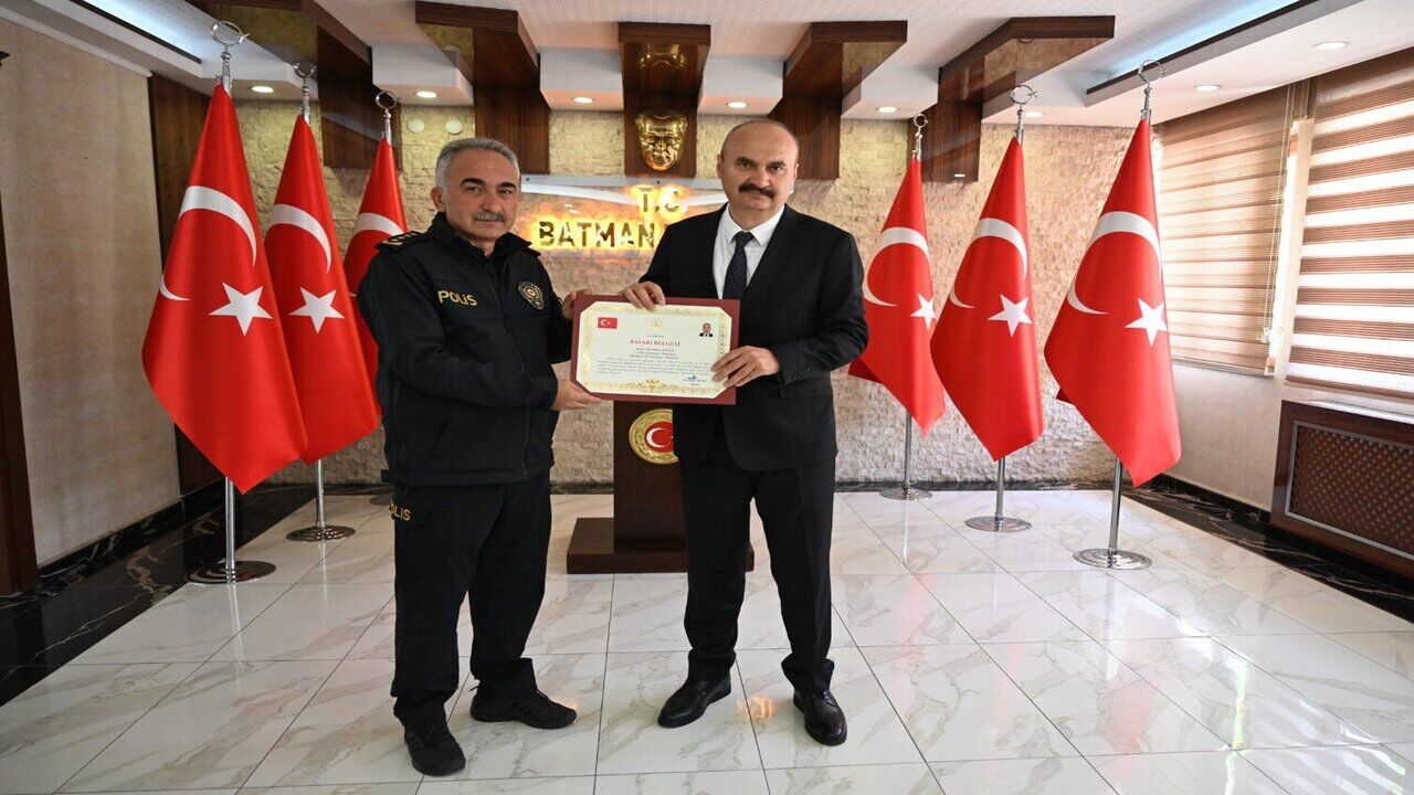 Icisleri Bakani Ciftciden Batmana Guvenlik Odulu 1