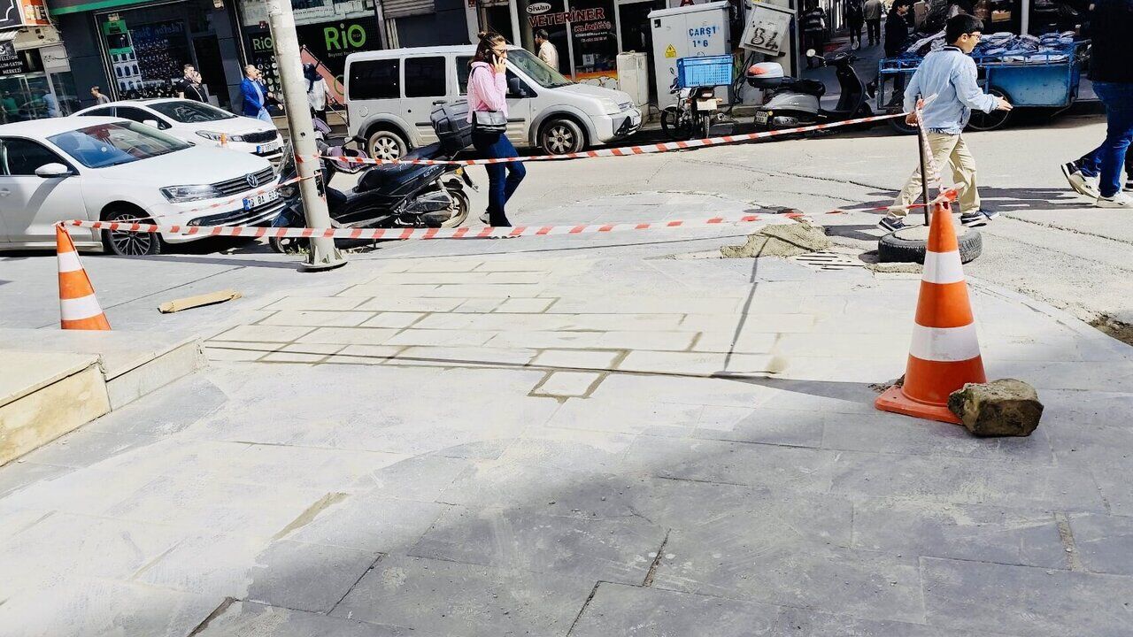 Batman Belediyesinden Sehir Genelinde Yol Ve Asfalt Seferberligi