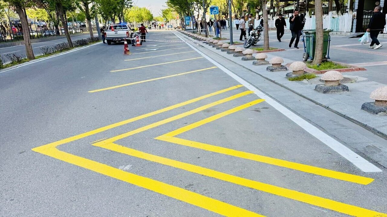 Batmanda Yaya Gecitleri Ve Duraklar Yenilendi 2