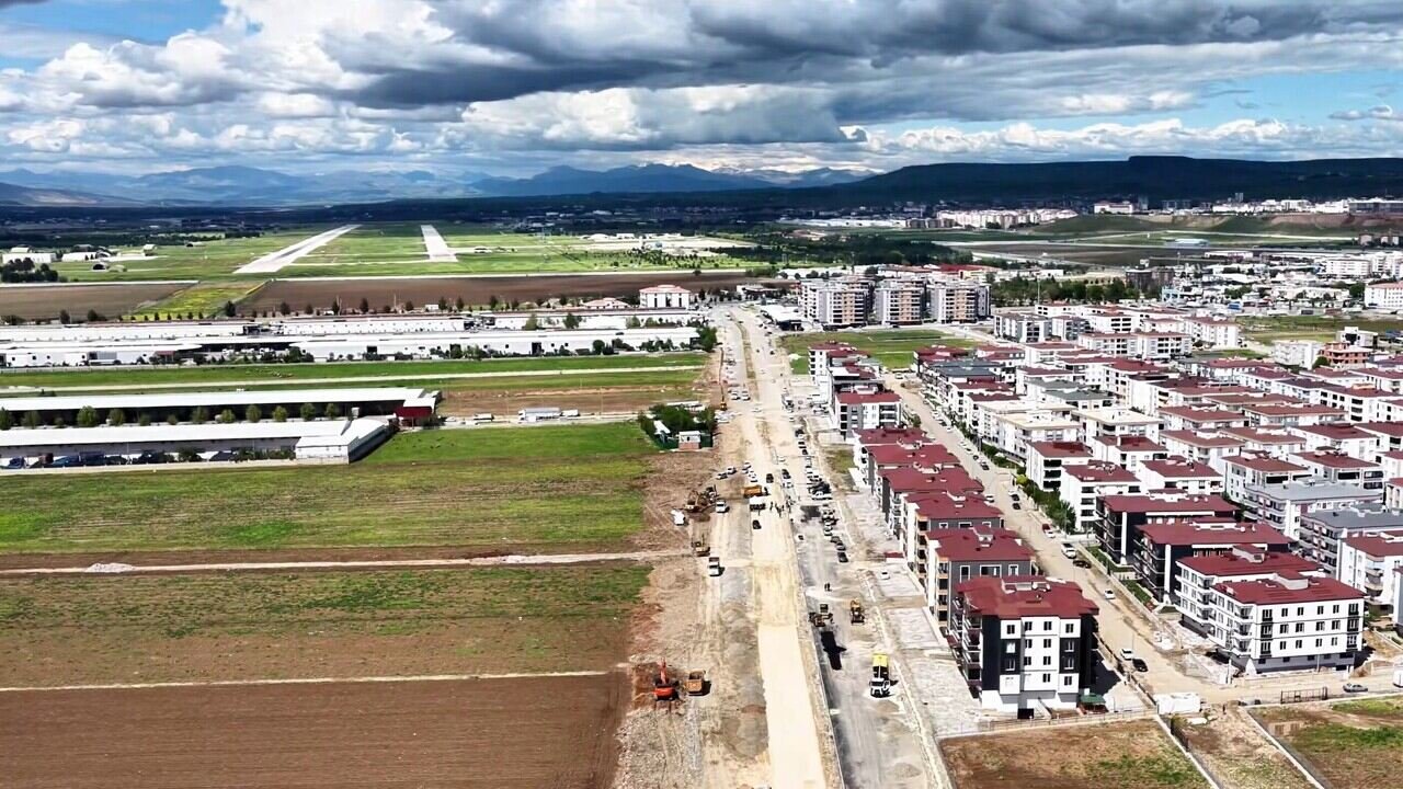 Batmanin Yuz Yillik Gelecegi Sahada Sekilleniyor 1