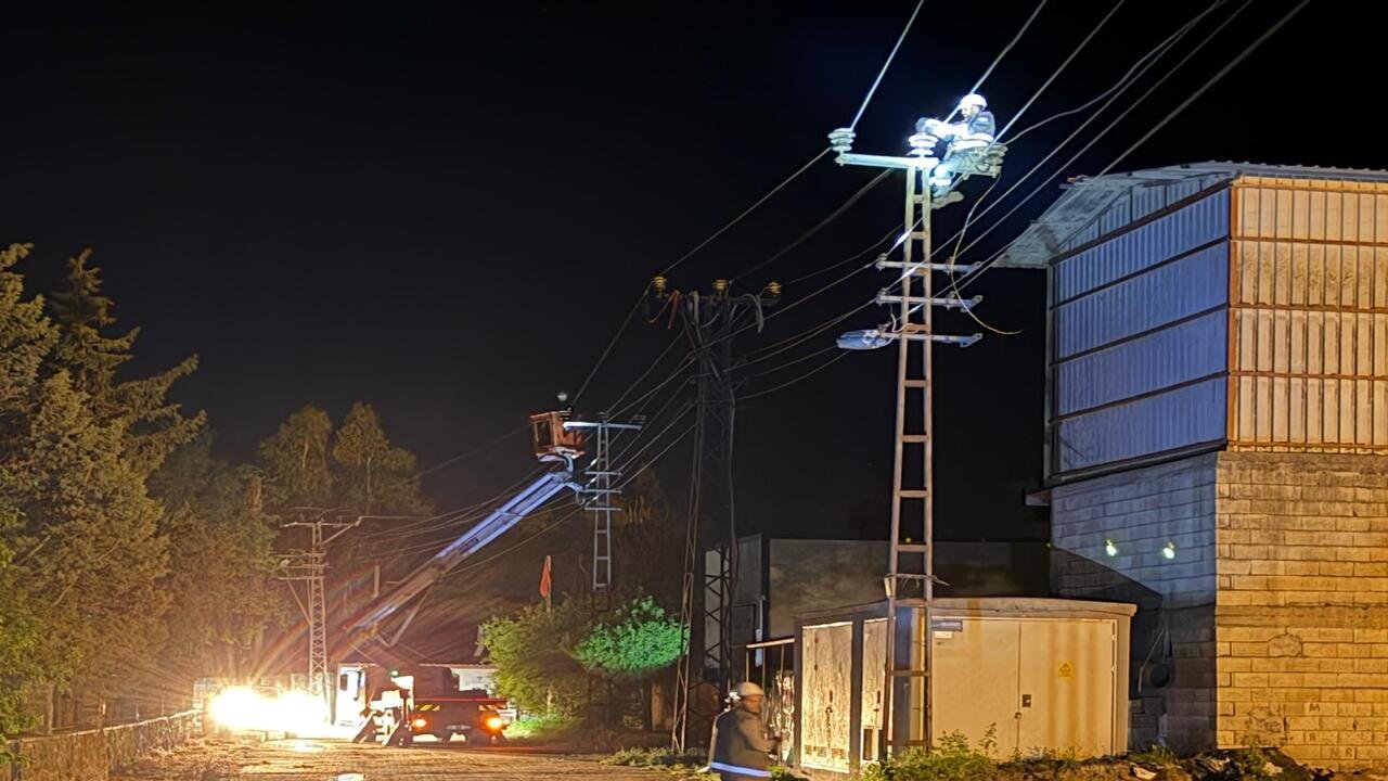 Firtina Kabusunda Dicle Elektrikten Firtina Mesaisi 2