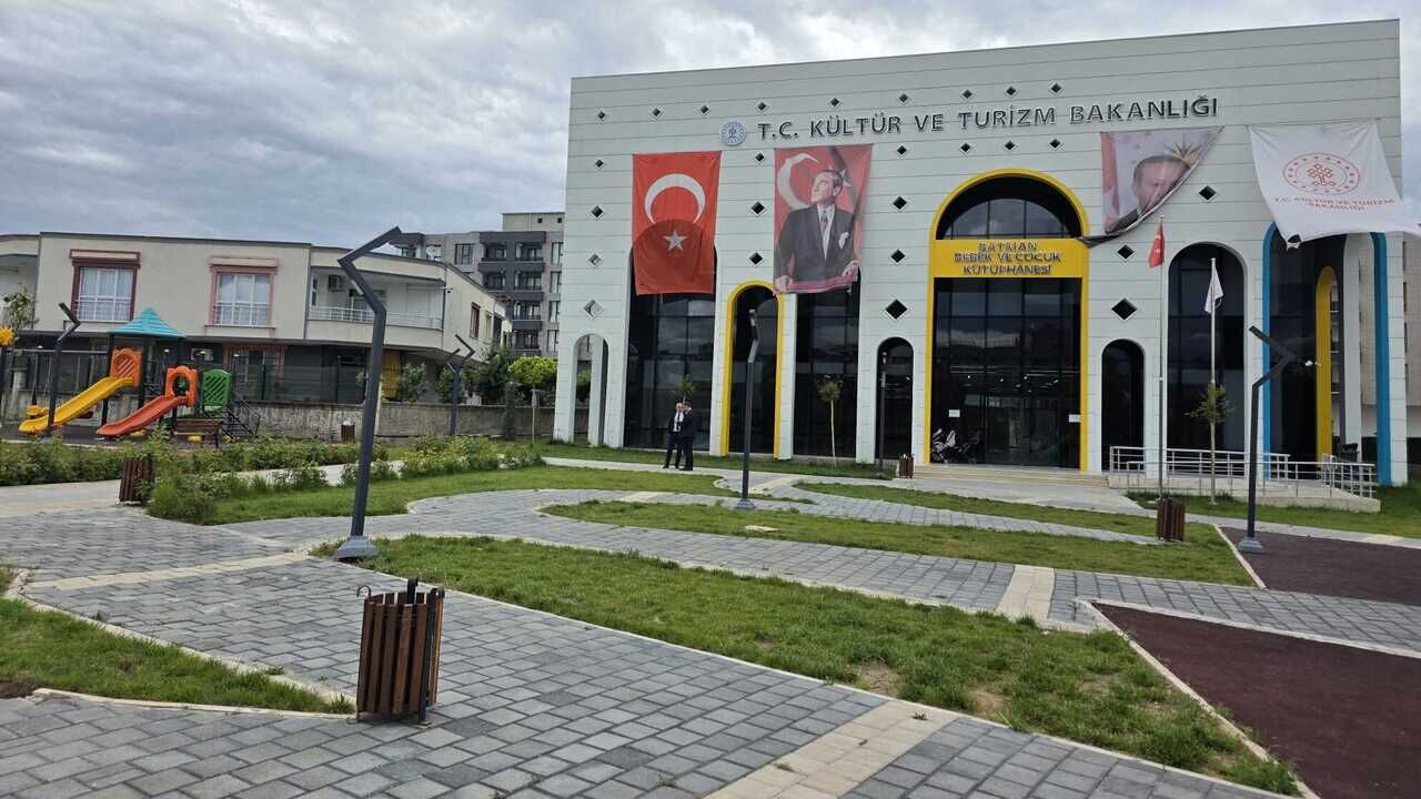 Batmanin Ruhuna Dokunan Bebek Ve Cocuk Kutuphanesi 7
