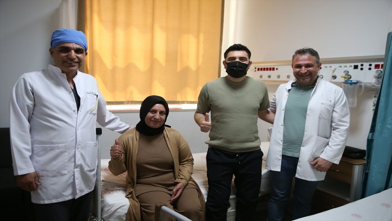 Diyarbakirda Anneler Gunu Mucizesi Ogluna Bobregini Vererek Ikinci Kez Hayat Verdi 3