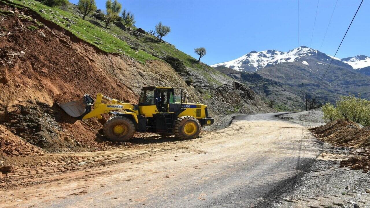Yogun Kar Ve Yagmur Etkilemisti Mereto Yolunda Mesai Basladi 2