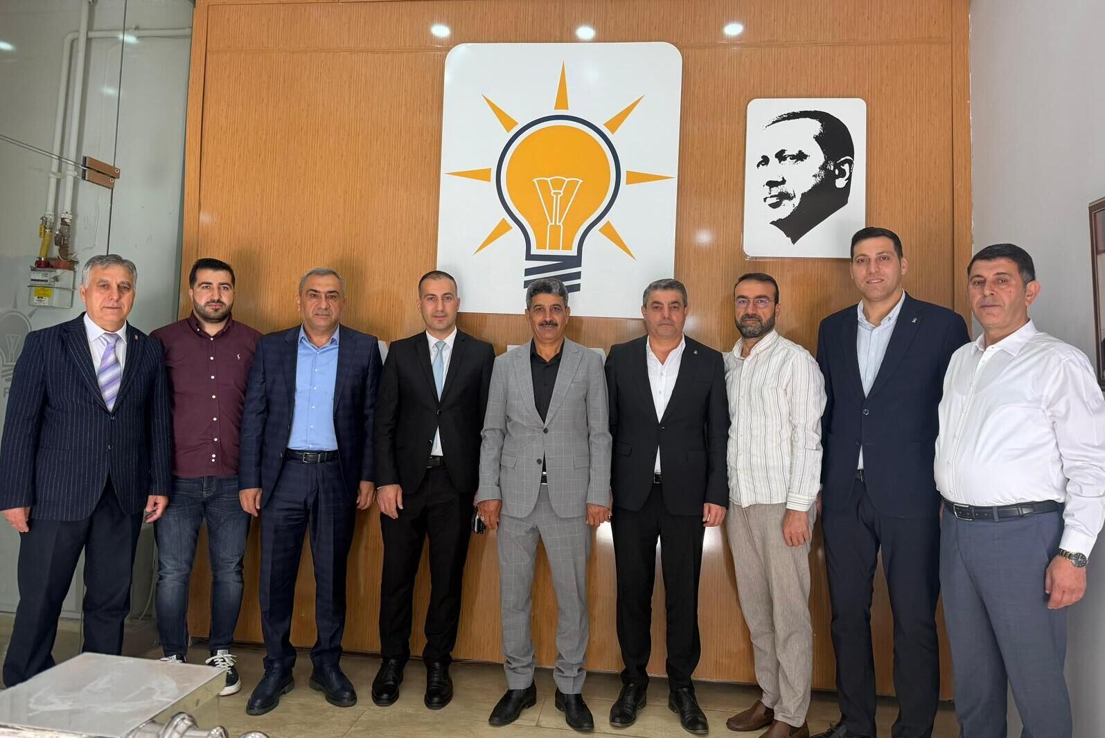 Milletvekili Nasiroglu Ve Baskan Sansi Bayramda Ev Ev Geziyor