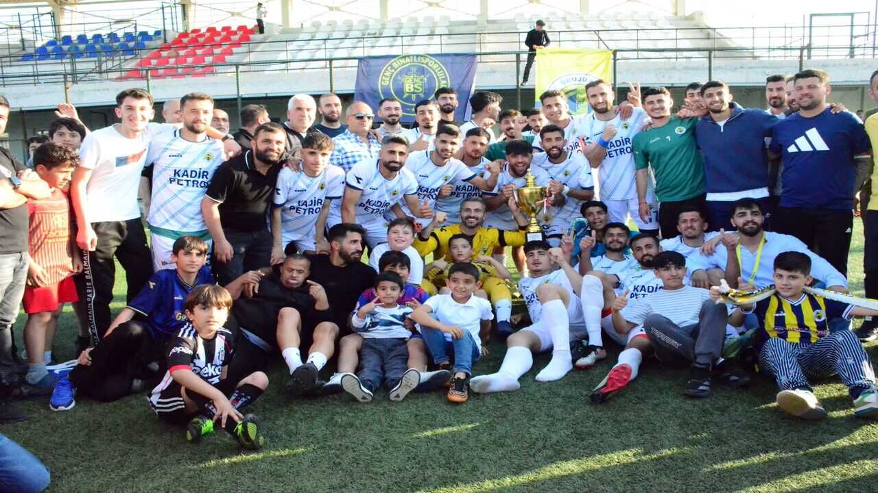 Batman’da Amatör Ligin Şampiyonu Binatlı Futbol SK