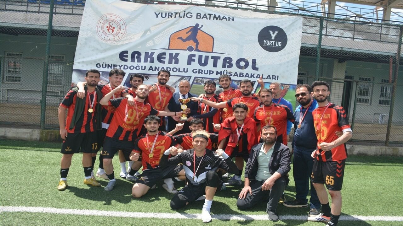 Guneydogunun Yildiz Futbolculari Batmanda Bulustu 1