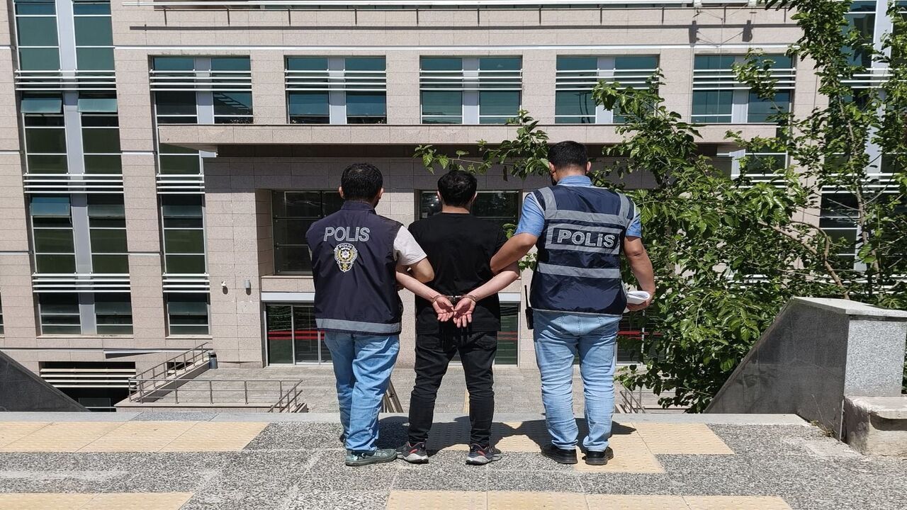 46 Yıl Hapis Cezası Bulunan Firari Batman'da Yakalandı
