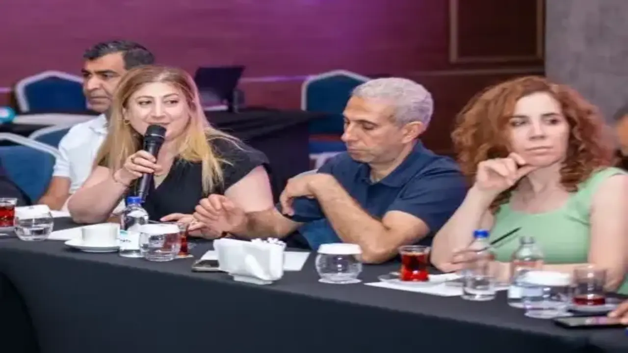Bik Genel Muduru Abdulkadir Cay Guneydogu Basiniyla Bulustu