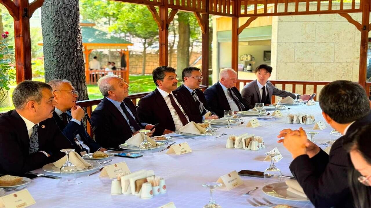 Milletvekili Nasiroglu Cin Buyukelcisi Jiang Xuebini Tbmmde Agirladi