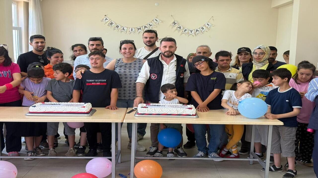 Bir Kalp Bin Umut Derneginden Ozel Cocuklara Moral Desteg