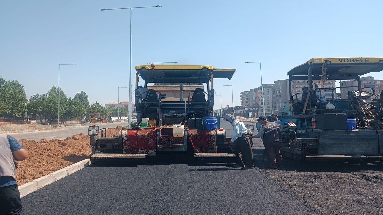 Batmanda Asfalt Ve Yol Calismalari Araliksiz Suruyor 1