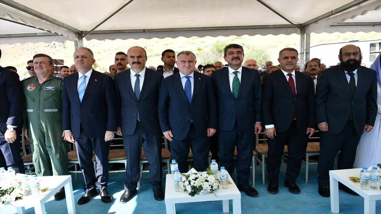Ezidi Inancinin Onemli Mekanlarindan Seyh Hevindanin Temeli Atildi 2