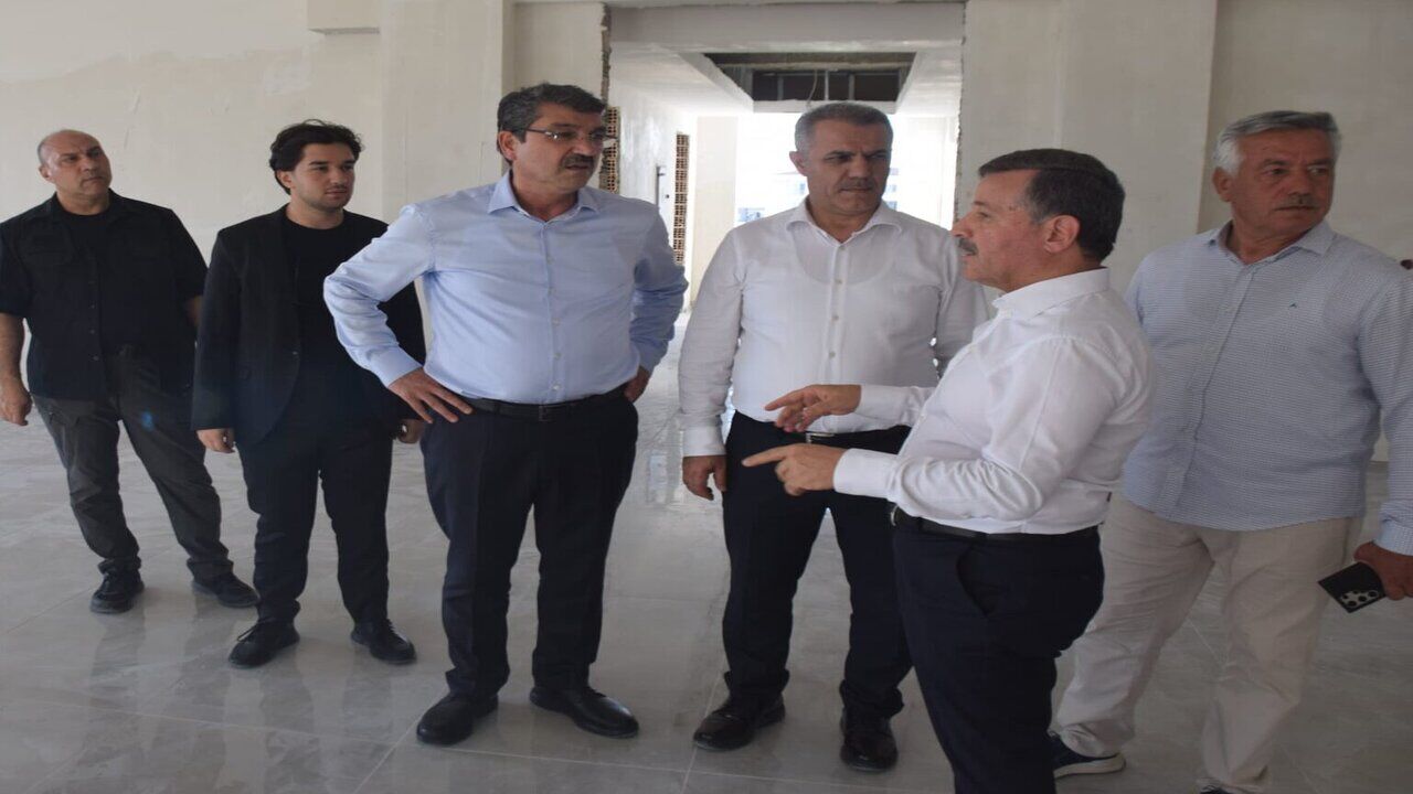 Nasıroğlu, İlim Yayma Cemiyeti Eğitim ve Gençlik Merkezi İnşaatını İnceledi