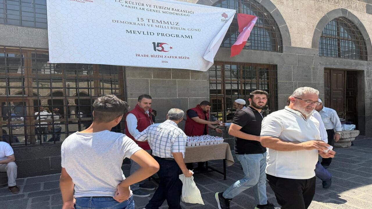 15 Temmuz Şehitleri İçin 4 İlde Mevlit Okutuldu