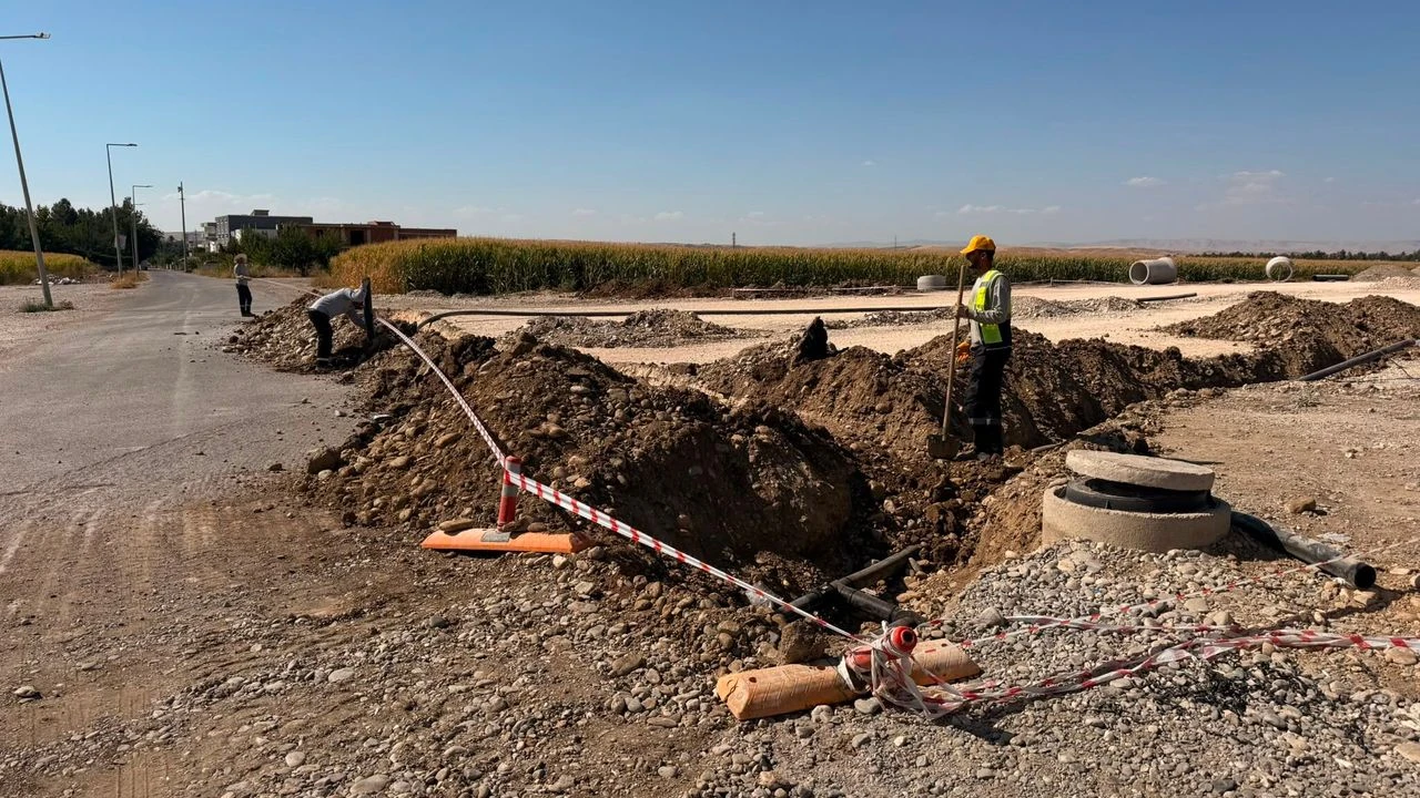 Nasıroğlu Bulvarı'na 2 Bin 500 Metrelik Yeni Su Hattı