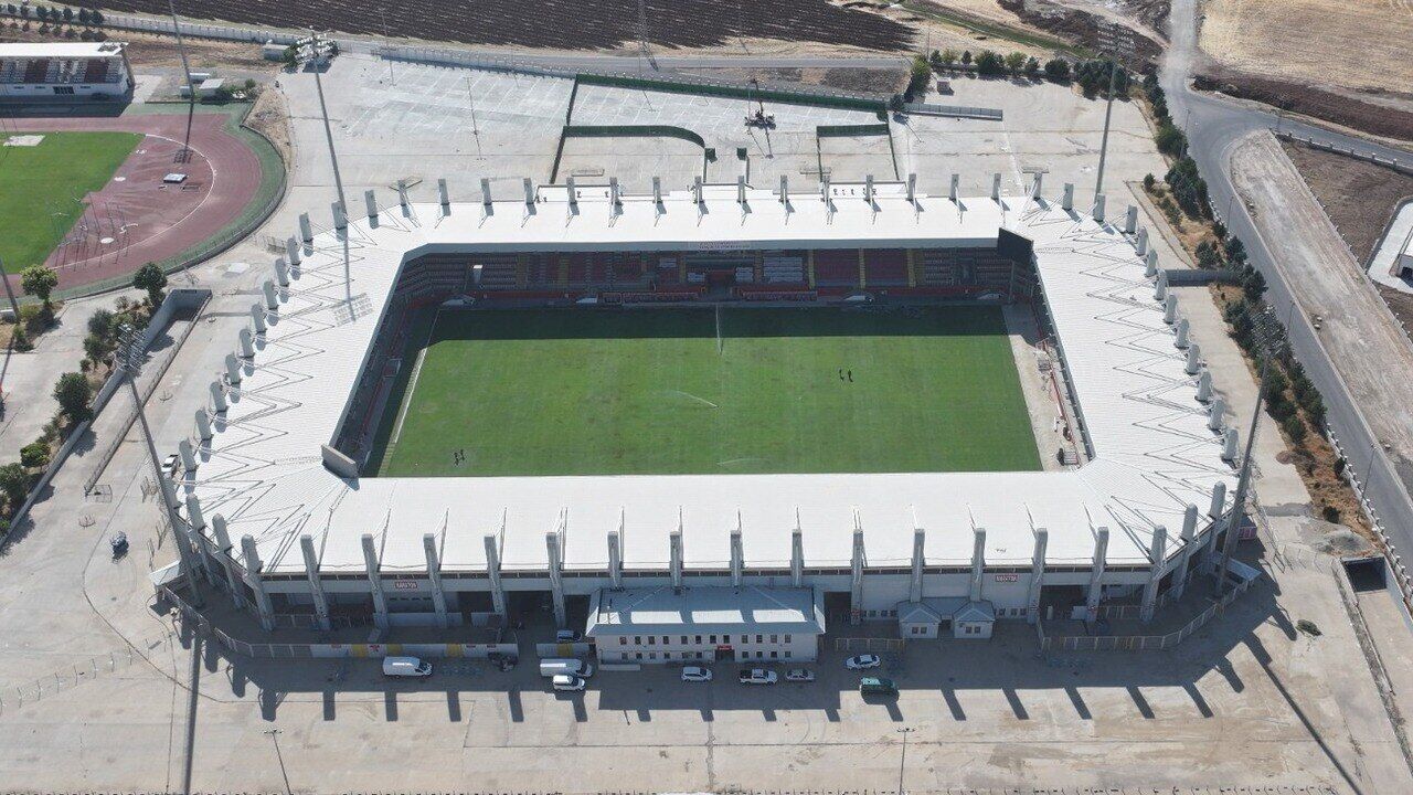 Petrolspor Maçına Binlerce Taraftar Akın Etti, Trafik Felç Oldu