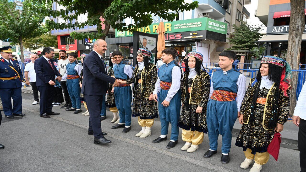 Batmanda 30 Agustos Zafer Bayrami Coskuyla Kutlandi 3