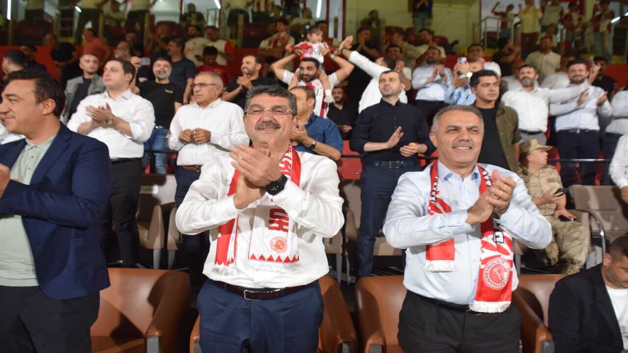Nasıroğlu: “Batman Petrolspor Bu Ligde Söz Sahibi Olacak”