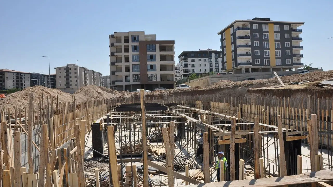 Batmanda 108 Kisilik Yatili Kiz Kuran Kursu Icin Ilk Civi Cakildi 1