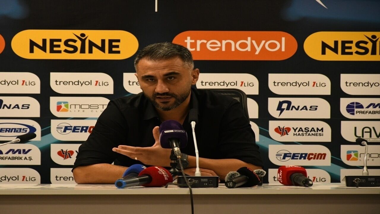 Selçuk Şahin: Sakatlıklar Bizi Oyundan Uzaklaştırdı
