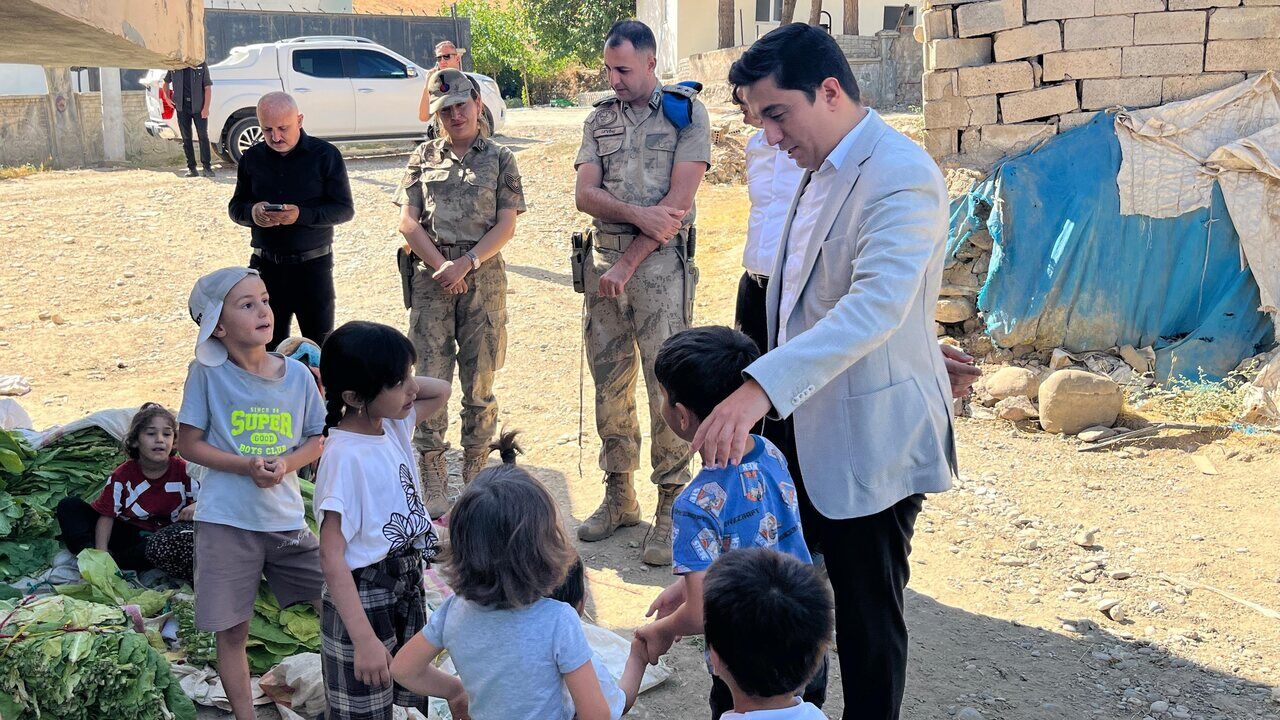 Besiri Kaymakami Arslansahinden Uc Koye Ziyaret 1