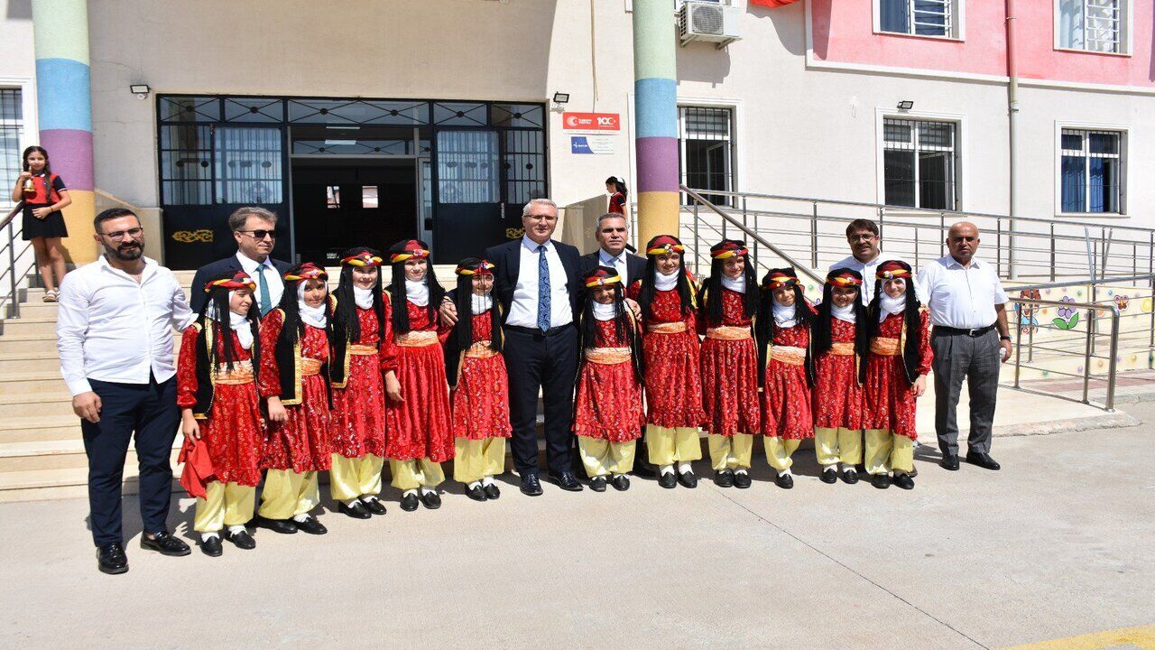Batmanda 171 Bin 306 Ogrenci Icin Ders Zili Caldi