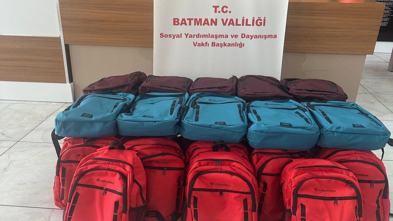 Batmanda 5 Bin Ogrenciye Kirtasiye Destegi