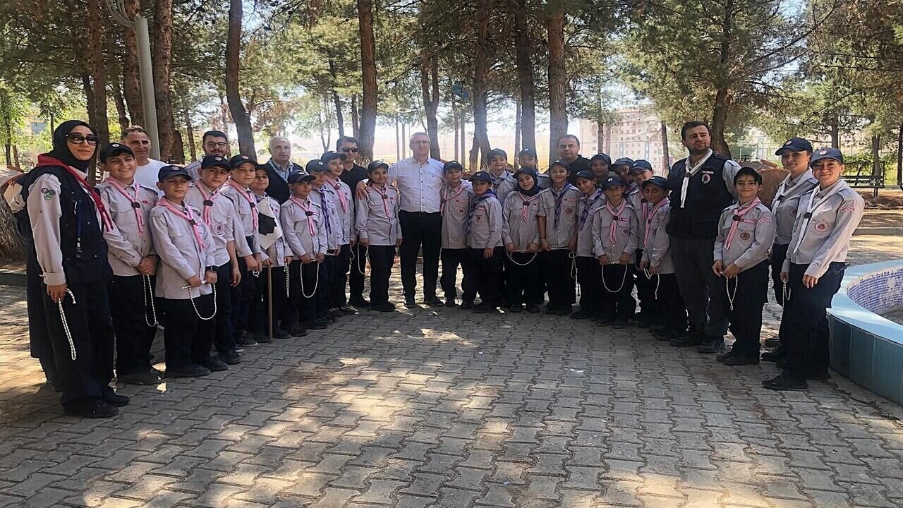 Batmanda Cocuklar Icin Izcilik Kampi Basladi