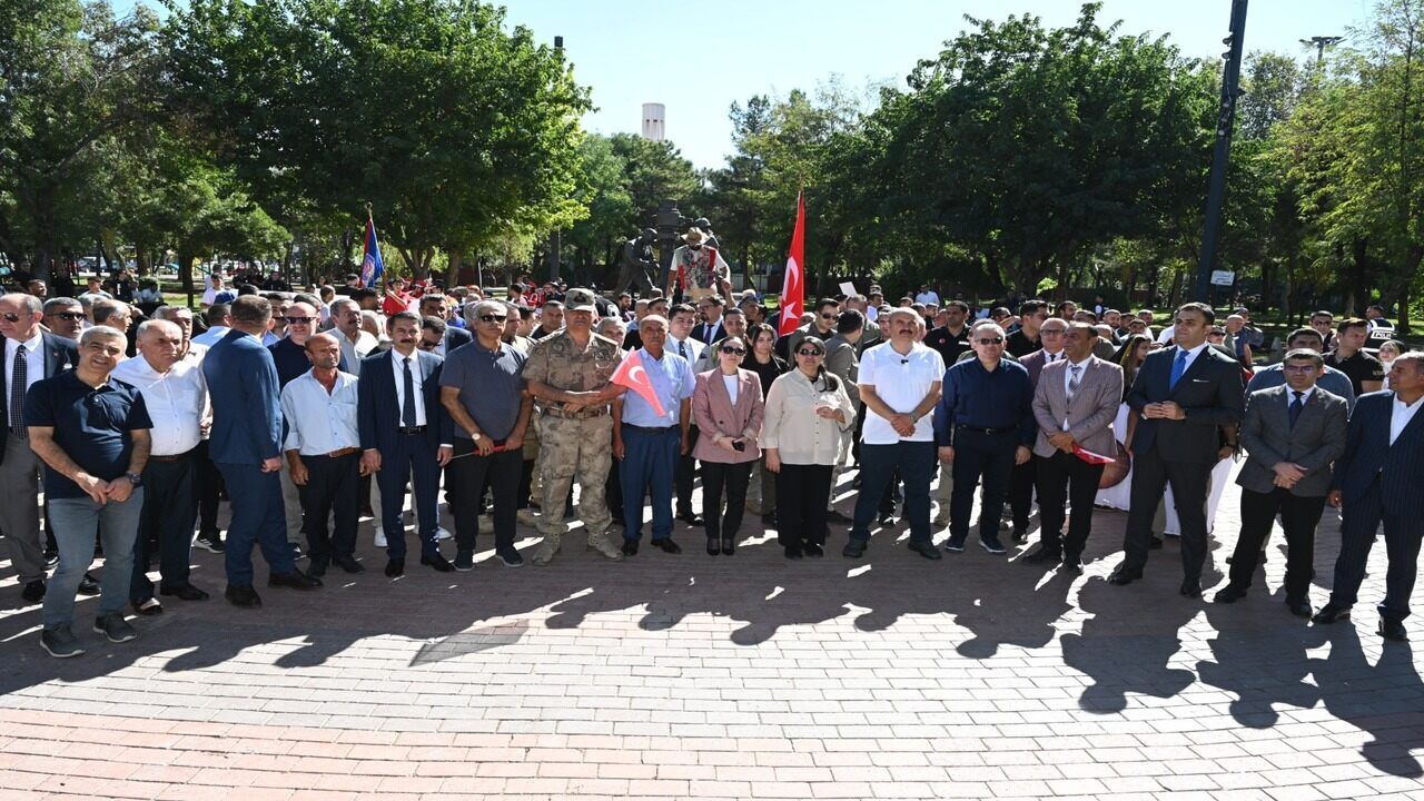 Batmanda Festival Sezonu Kortejle Basladi 1