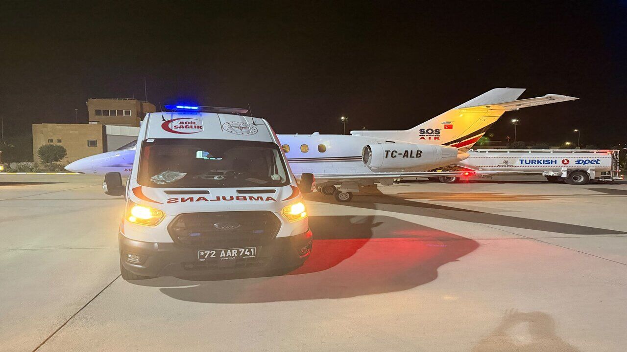 50 Gunluk Eylul Bebek Ambulans Ucakla Konyaya Sevk Edildi 1