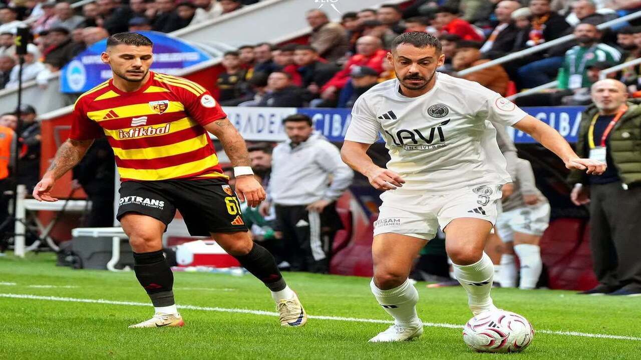 Batman Petrolspor Kayseri'den 1 Puanla Döndü: 2-2