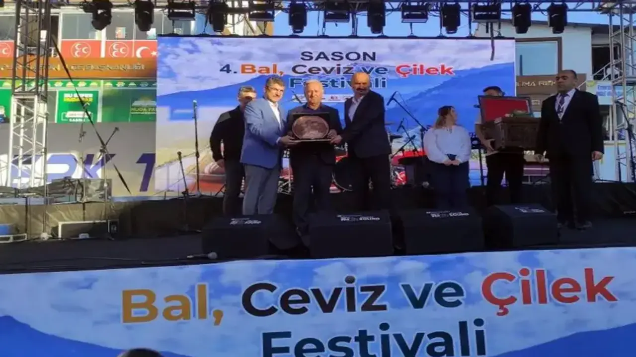Sasonda 1 Kilo Bal 400 Bin Liraya Satildi 1