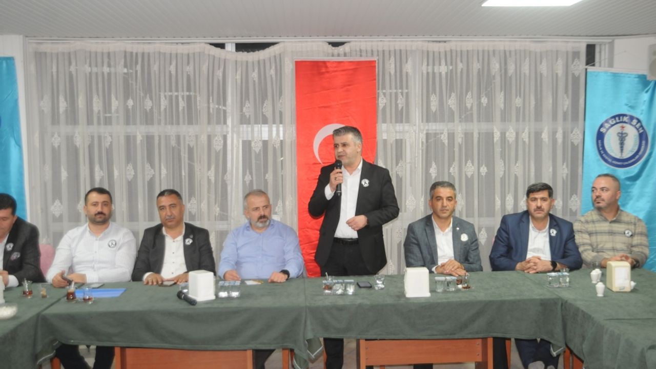 Sağlık-Sen Genel Başkan Yardımcıları Cizre'de temsilciler toplantısına katıldı