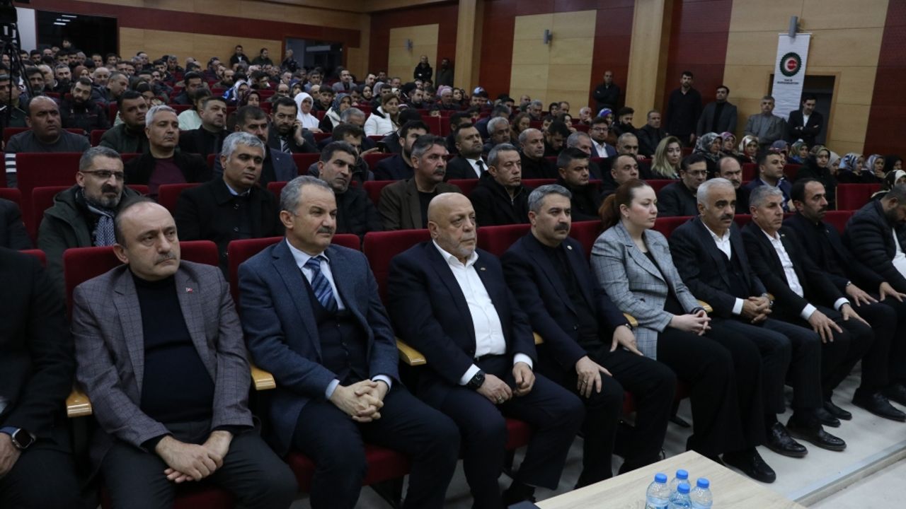 HAK-İŞ Genel Başkanı Arslan Psikososyal Destek Platformu Toplantısı'nda konuştu: